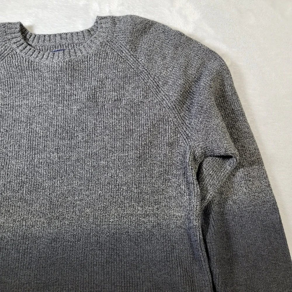 Hollister Sweater Mens L Grey Ombre Gradient Ribbed Knit Curved Hem Raglan